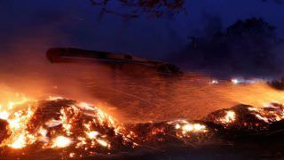 Incêndios florestais avançam na Califórnia e aulas são suspensas