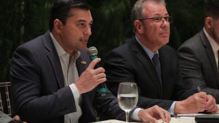 Ministro de Minas e Energia dá início à obra de exploração de gás no 'Campo do Azulão'