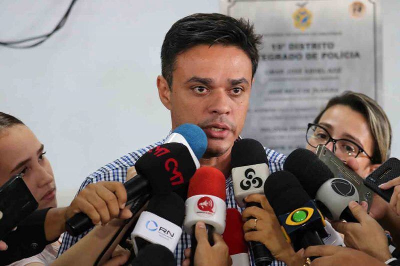 O delegado era titular do 19° Distrito Integrado de Polícia (DIP), localizado no bairro Ponta Negra, zona oeste de Manaus