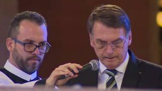 Bolsonaro condiciona entrevista a imagens de vaias em Aparecida
