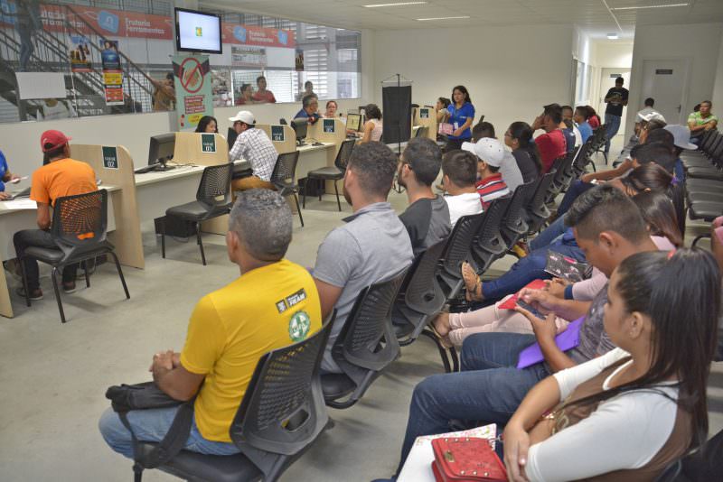 Sine Amazonas oferece 100 vagas de emprego nesta quarta-feira