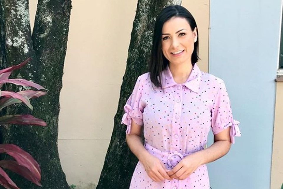 Andressa Urach pensou em cortar dedos para usar sapatos menores