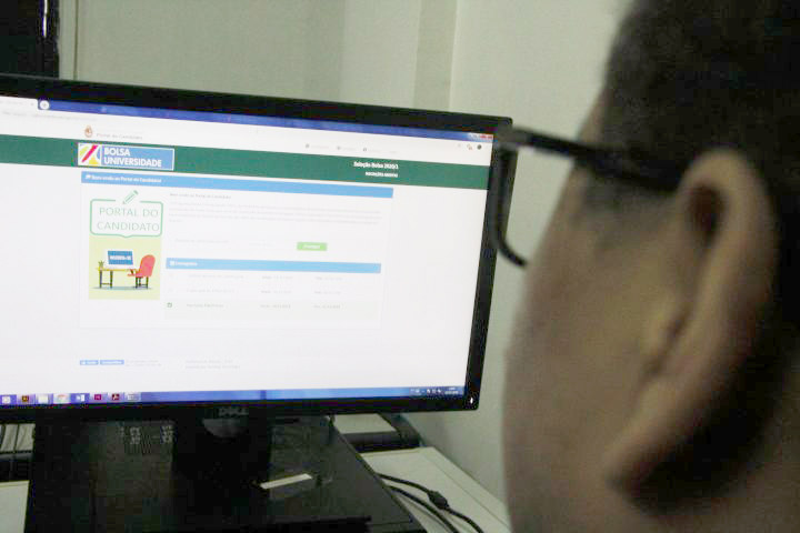 Termina neste domingo as inscrições para o Bolsa Universidade