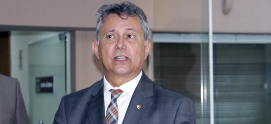 Procurador é afastado após dizer que 'índio não gosta de trabalhar'