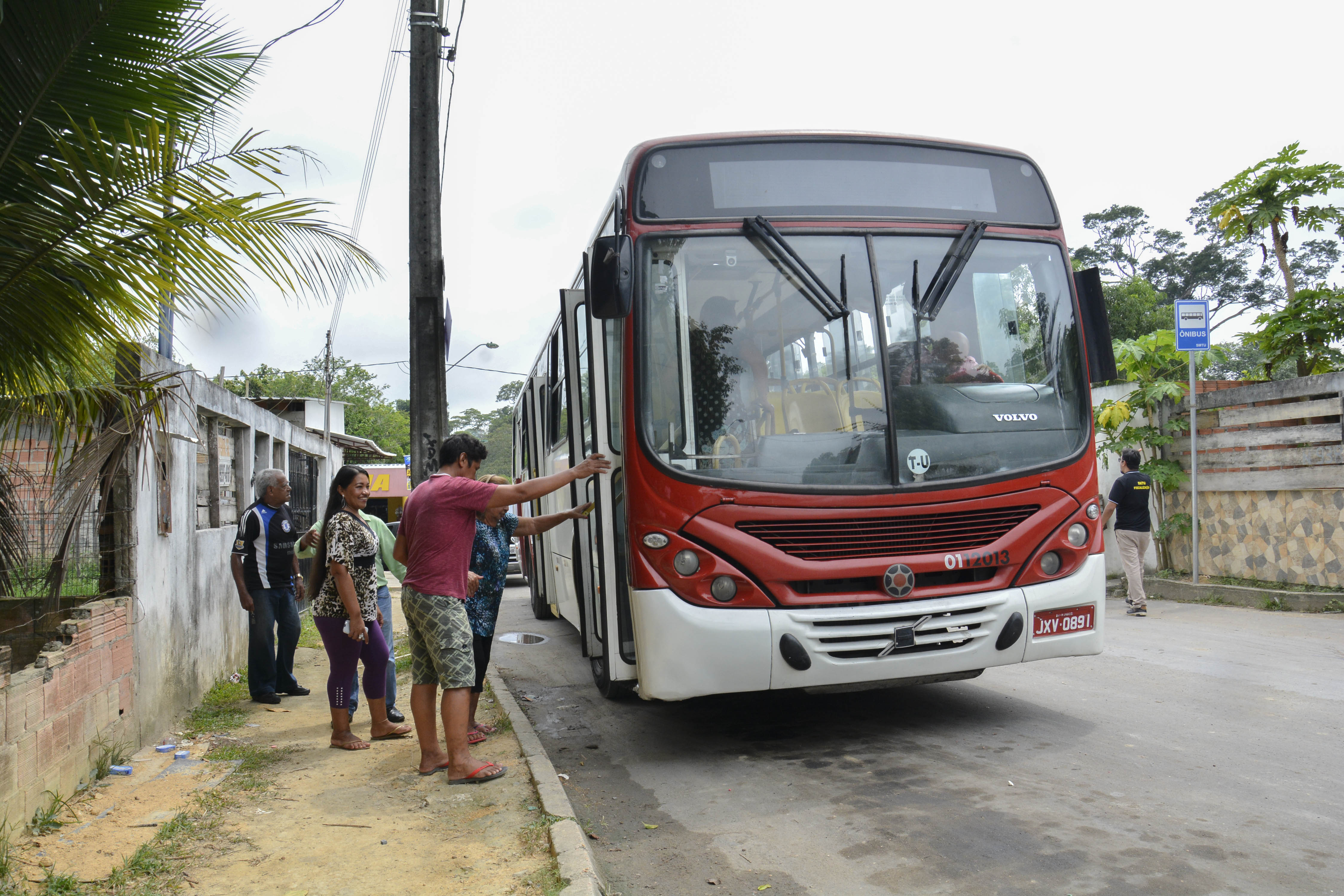 Transporte coletivo para moradores da BR-174 e AM-010 tem mudanças