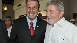 'A solução do Congresso é prender o Lula', ironiza Omar Aziz
