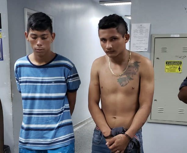 Operação Catraca prende dois jovens com armas e simulacro