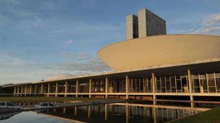 Adesão à reforma administrativa será automática