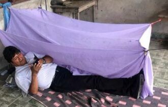 Morales diz que dormiu em barraca improvisada após renúncia