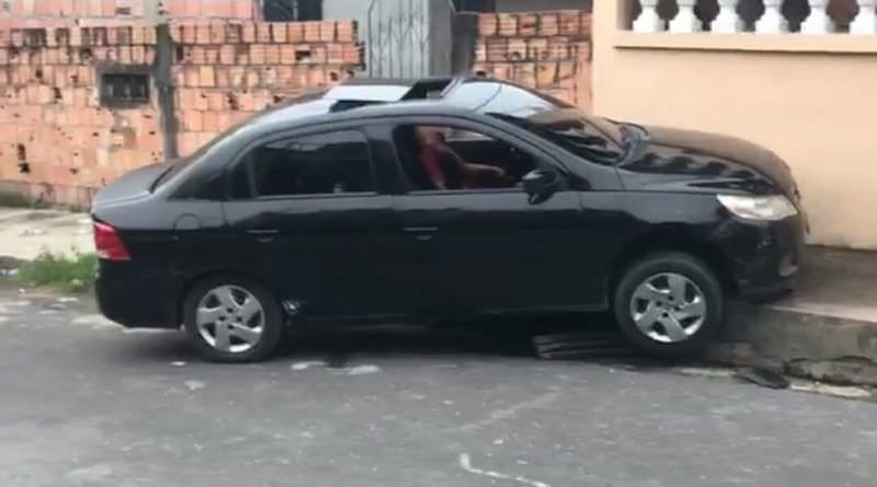 Homem não identificado é vitima de 'casinha' e morto com dez tiros