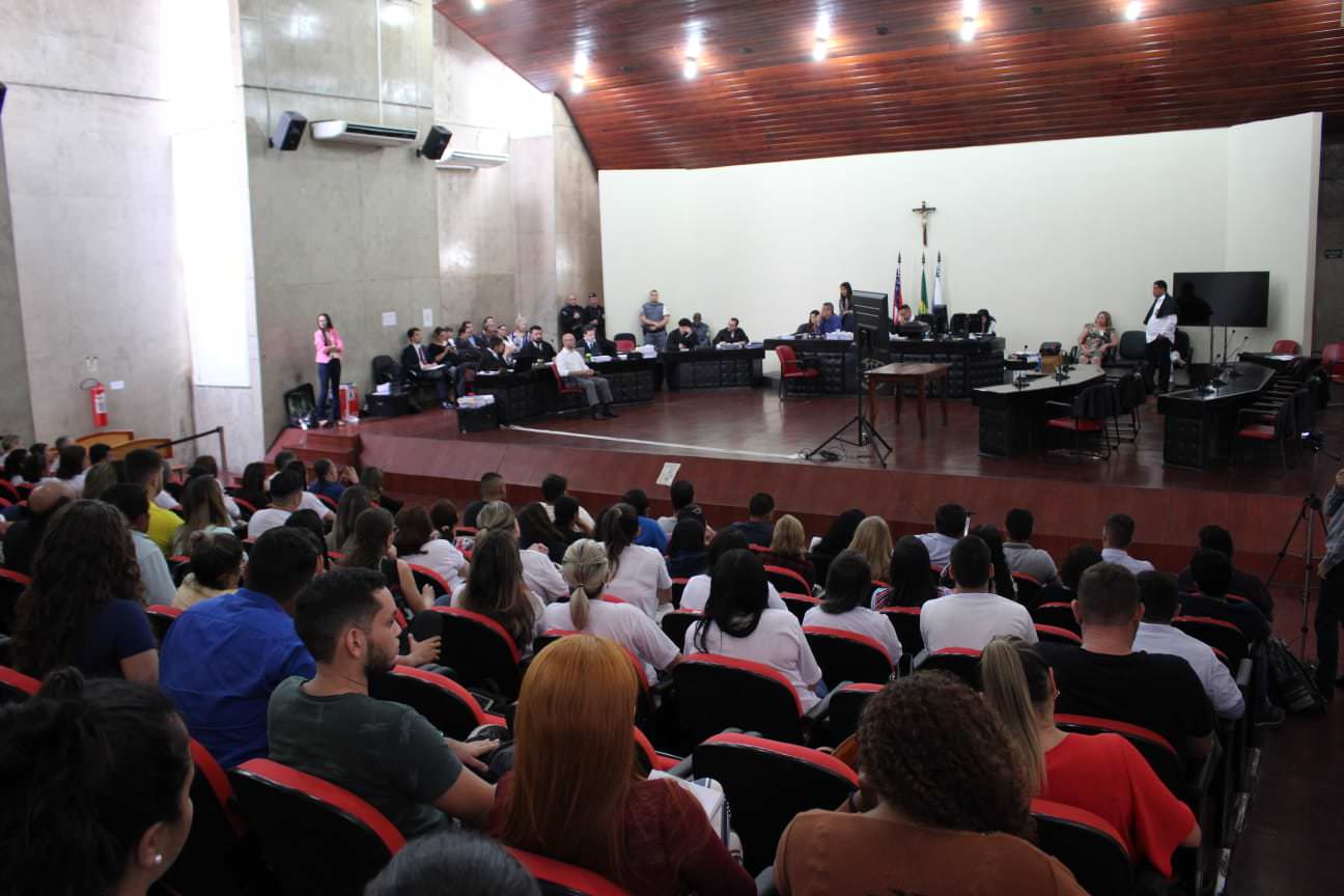 Julgamento do delegado Gustavo Sotero; defesa interroga esposa de advogado Wilson Justo Filho