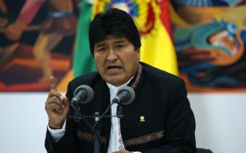 Evo Morales denuncia ordem de 'prisão ilegal' contra ele após renúncia