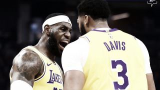 Davis aplica 'lei do ex' e LeBron faz história em vitória dos Lakers na NBA