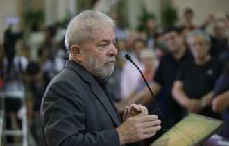 Advogados de Lula pedirão soltura nesta sexta, PT prepara agenda