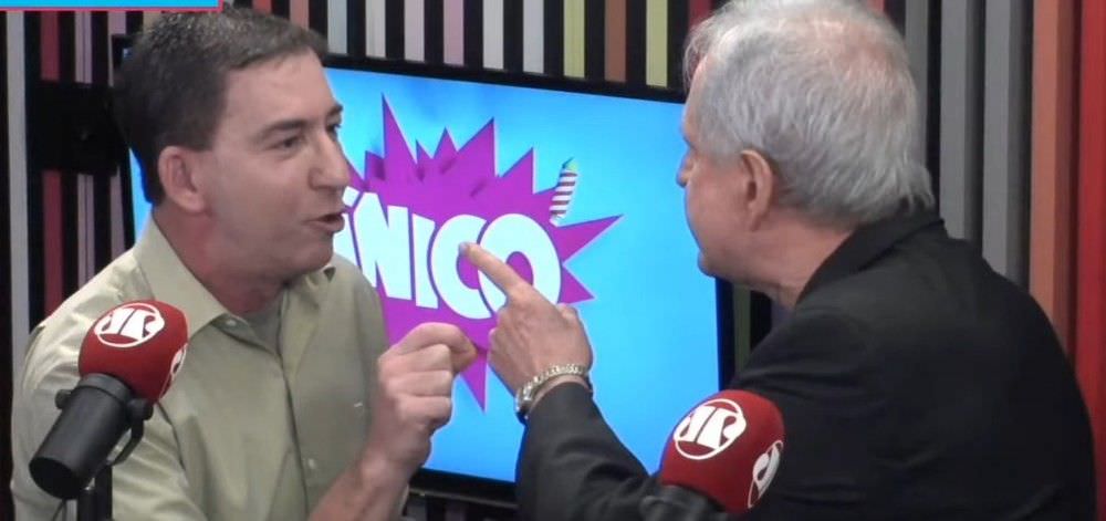 Vídeo: Augusto Nunes dá tapa em Glenn durante entrevista ao vivo