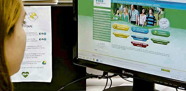 Prazo para renovação de contratos do Fies termina neste sábado