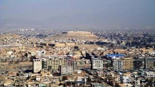 Homem-bomba atinge instalação médica no Afeganistão