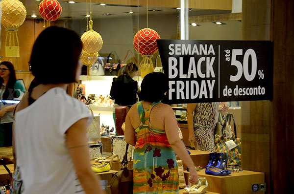 Vendas sobem cerca de 9,9% durante a semana da Black Friday no Brasil