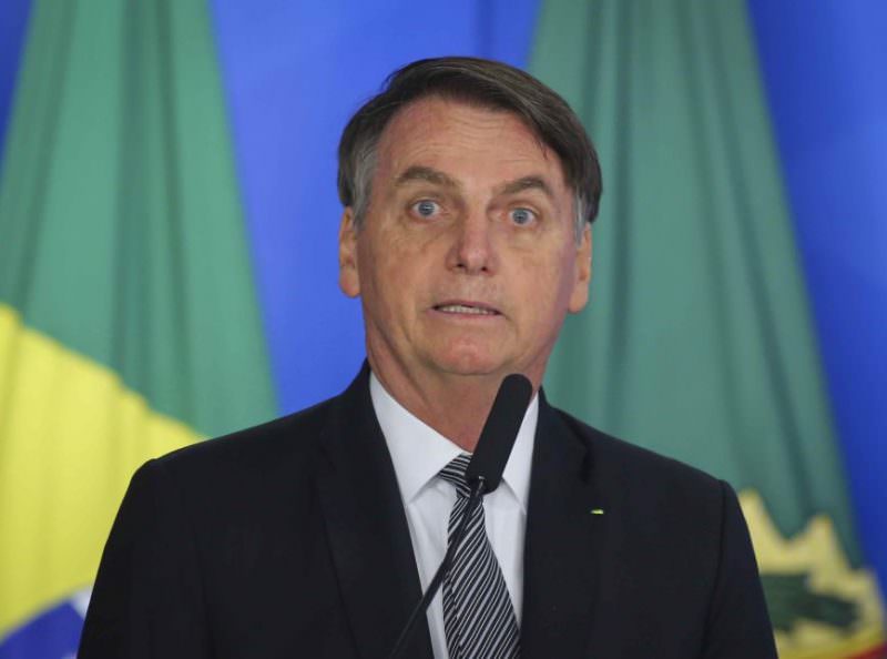 Bolsonaro diz que governo pode perdoar multas ambientais na mata atlântica