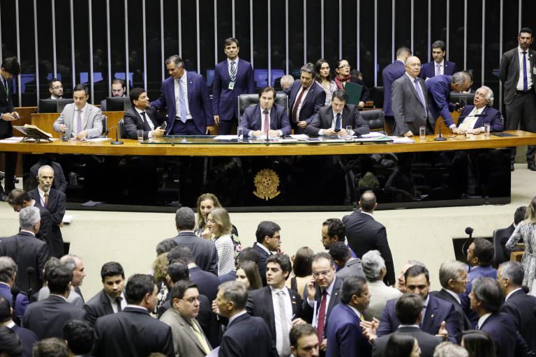 PEC que aumenta em 1% repasse da União entra na pauta da Câmara