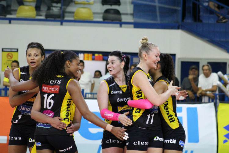 Praia Clube perde de novo e deixa Brasil sem chance no Mundial de Vôlei