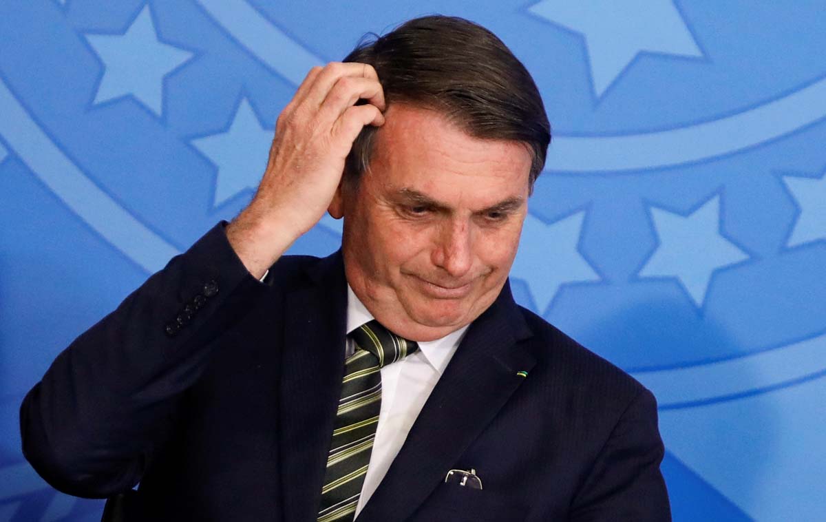 Presidente é denunciado em Haia por genocídio e crime contra humanidade