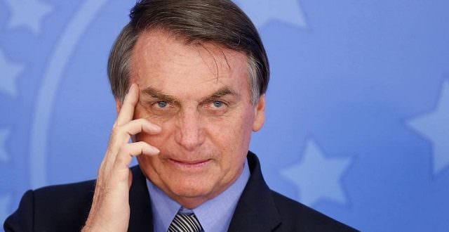 Bolsonaro volta a falar em reabertura de escolas: “Ninguém abaixo de 10 anos foi a óbito”