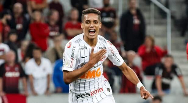 Pedrinho volta no Corinthians e Cássio analisa o ano como positivo