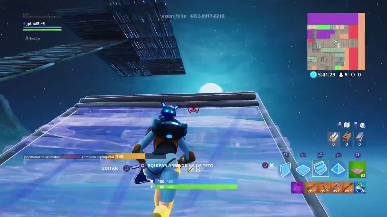 Mãe bate em filho durante transmissão ao vivo de Fortnite