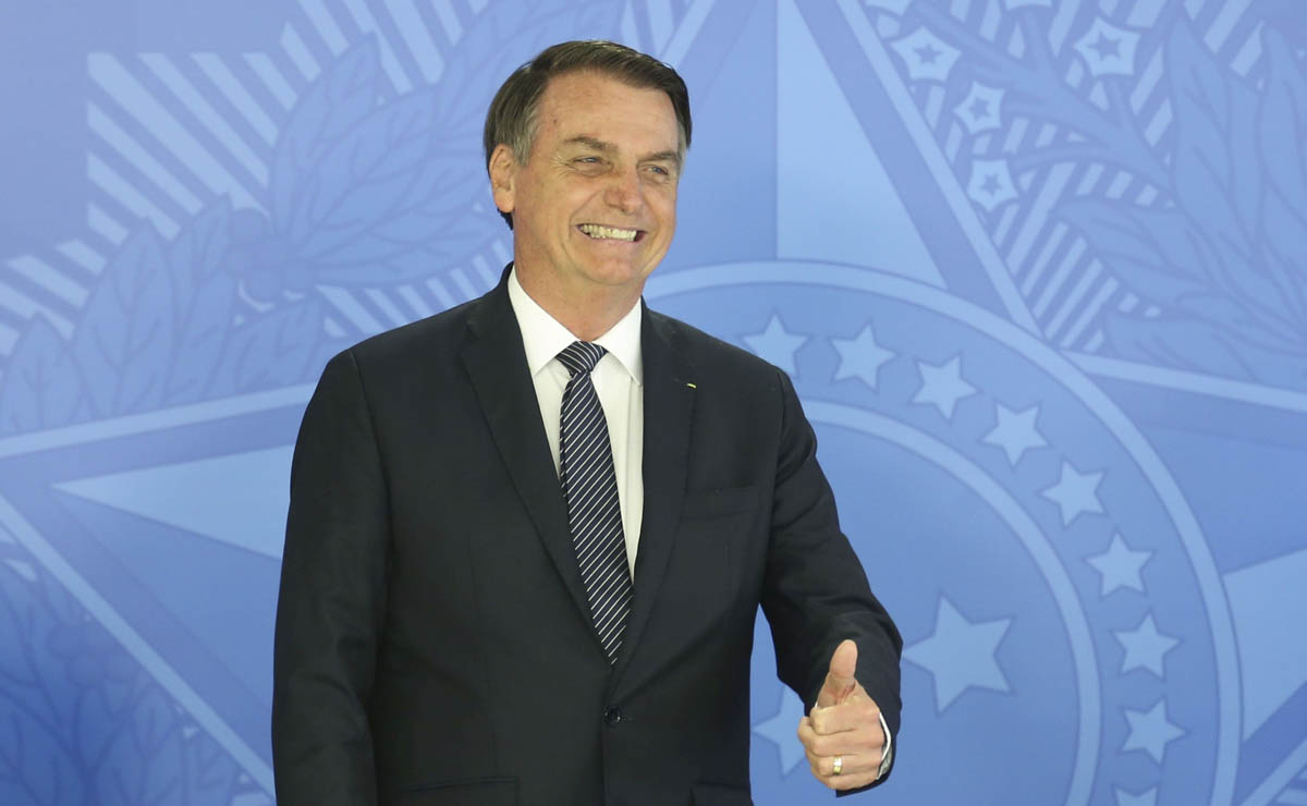 Bolsonaro diz que hoje Brasil é um país favorável a se investir