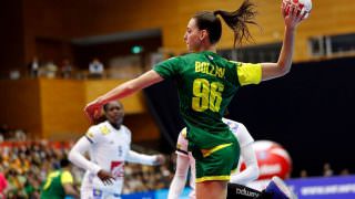 Eliminada, seleção feminina de handebol bate a Austrália no Mundial