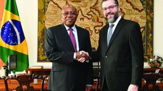 Chanceleres do Brasil e da Angola assinam acordo de segurança