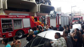 Incêndio atinge sala do Edifício Rio Negro Center no Centro
