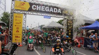 Corrida do Fogo reúne 3 mil pessoas em sua 24ª edição, na manhã deste domingo