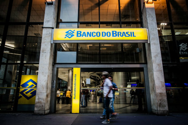 Bolsonaro nega intenção de privatizar Banco do Brasil  e Caixa Econômica