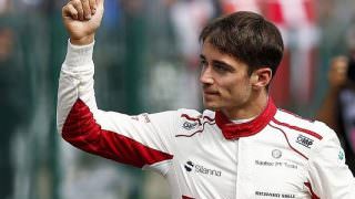Leclerc diz que Hamilton 'seria bem-vindo' à Ferrari
