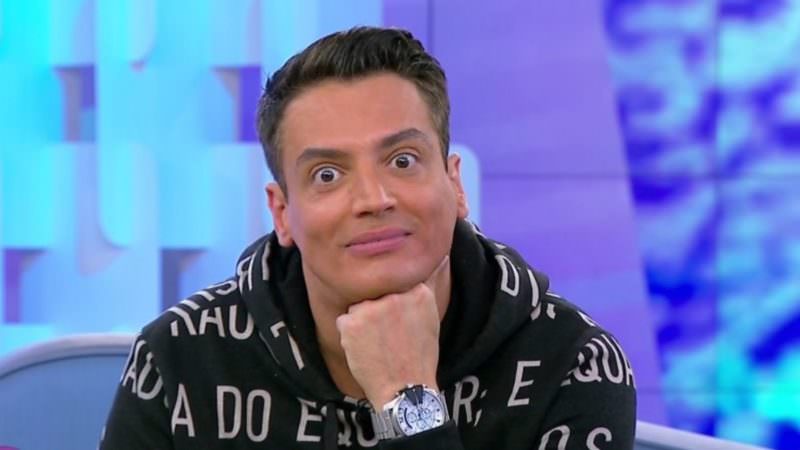 RedeTV! oficializa contratação de Leo Dias para o ‘TV Fama’