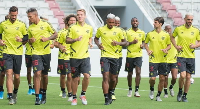 Flamengo realiza trabalho regenerativo e passeia por Doha
