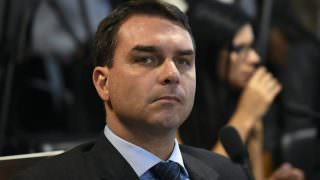 MP retoma investigações do caso Queiroz, com foco em Flávio Bolsonaro