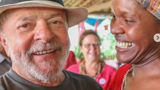 Ex- presidente Lula visita quilombo conhecido por sua liderança feminina