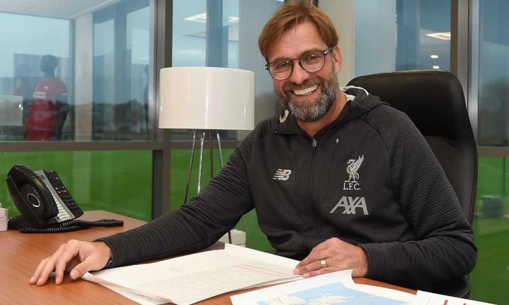 Possível rival do Fla, Liverpool renova contrato com Jürgen Klopp