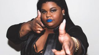 Para poucas pessoas, MC Carol realiza show em São Paulo