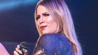 Marília Mendonça compartilha primeiro registro do filho recém-nascido