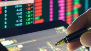 Inflação: mercado financeiro eleva estimativa para 3,86%