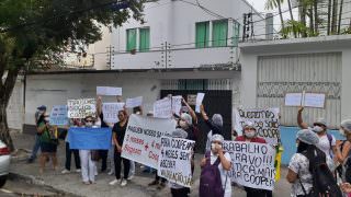 Pelo 2º dia consecutivo, terceirizados da saúde vão às ruas protestar
