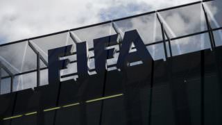 Transferências renderam R$ 3 bilhões a agentes em 2019, diz Fifa
