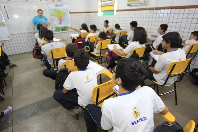 Levantamento mostra que 60% das escolas municipais não têm infraestrutura adequada