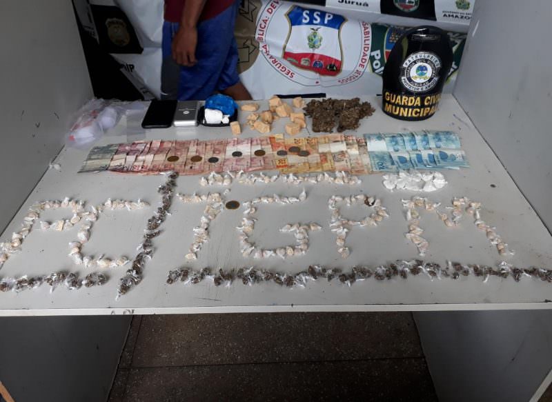 Dupla é presa por tráfico de drogas no município de Juruá