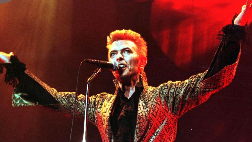 Hoje é dia: David Bowie, o camaleão do rock, morreu há cinco anos