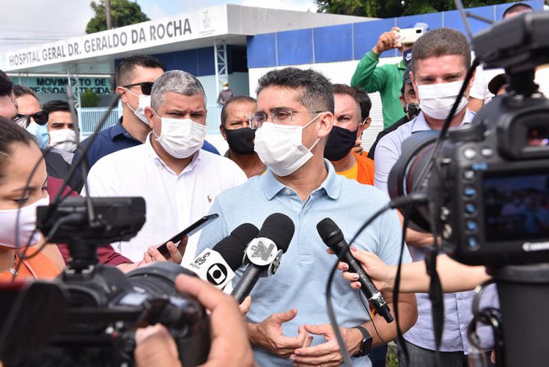 David Almeida declara ‘situação anormal de urgência’ em Manaus por conta da pandemia